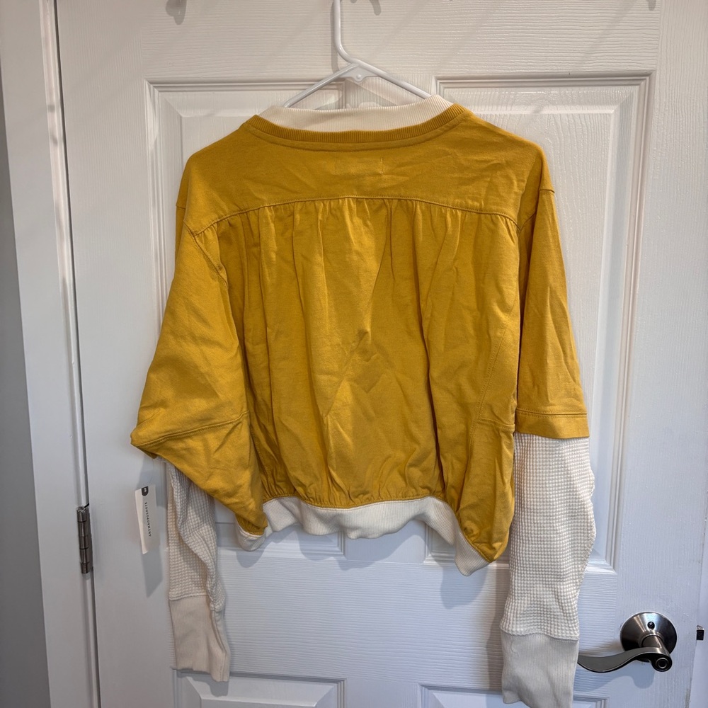 Daily Practice Coin Toss Crop Top - Picture 5 of 7